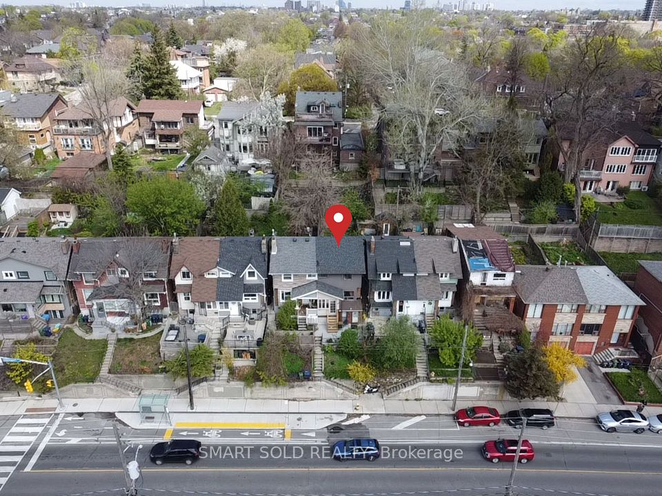 1366 Davenport