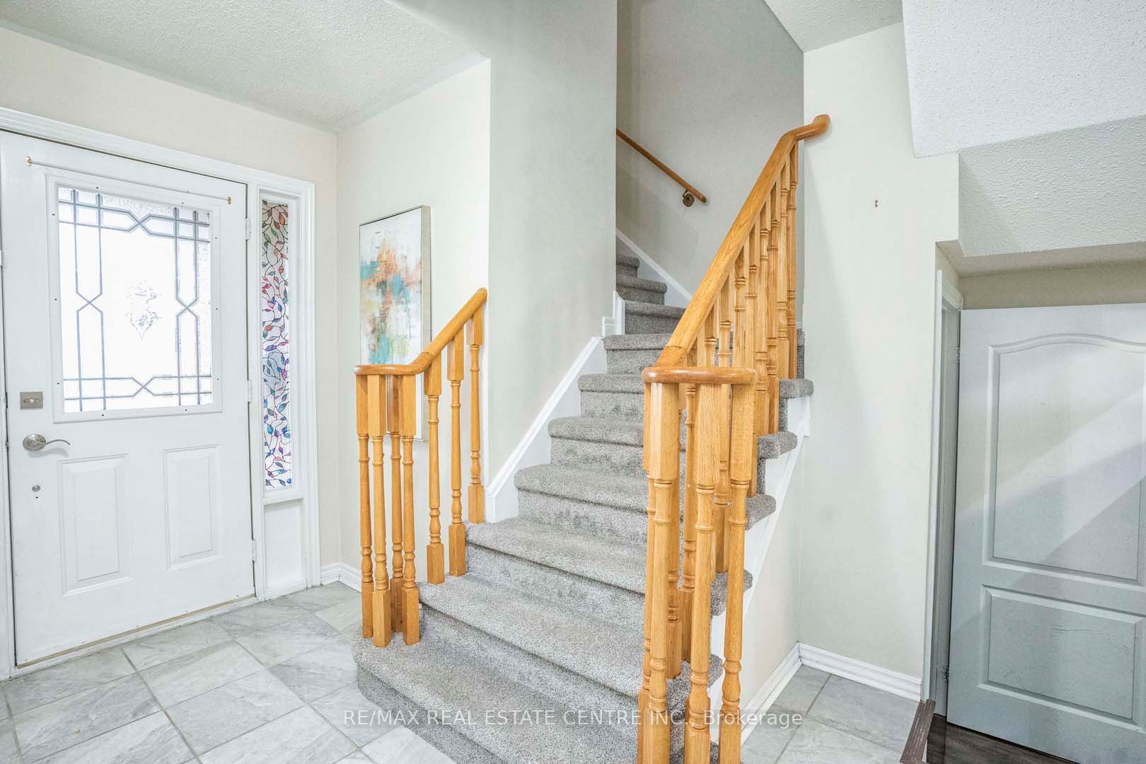 67 Quarry Edge Drive
