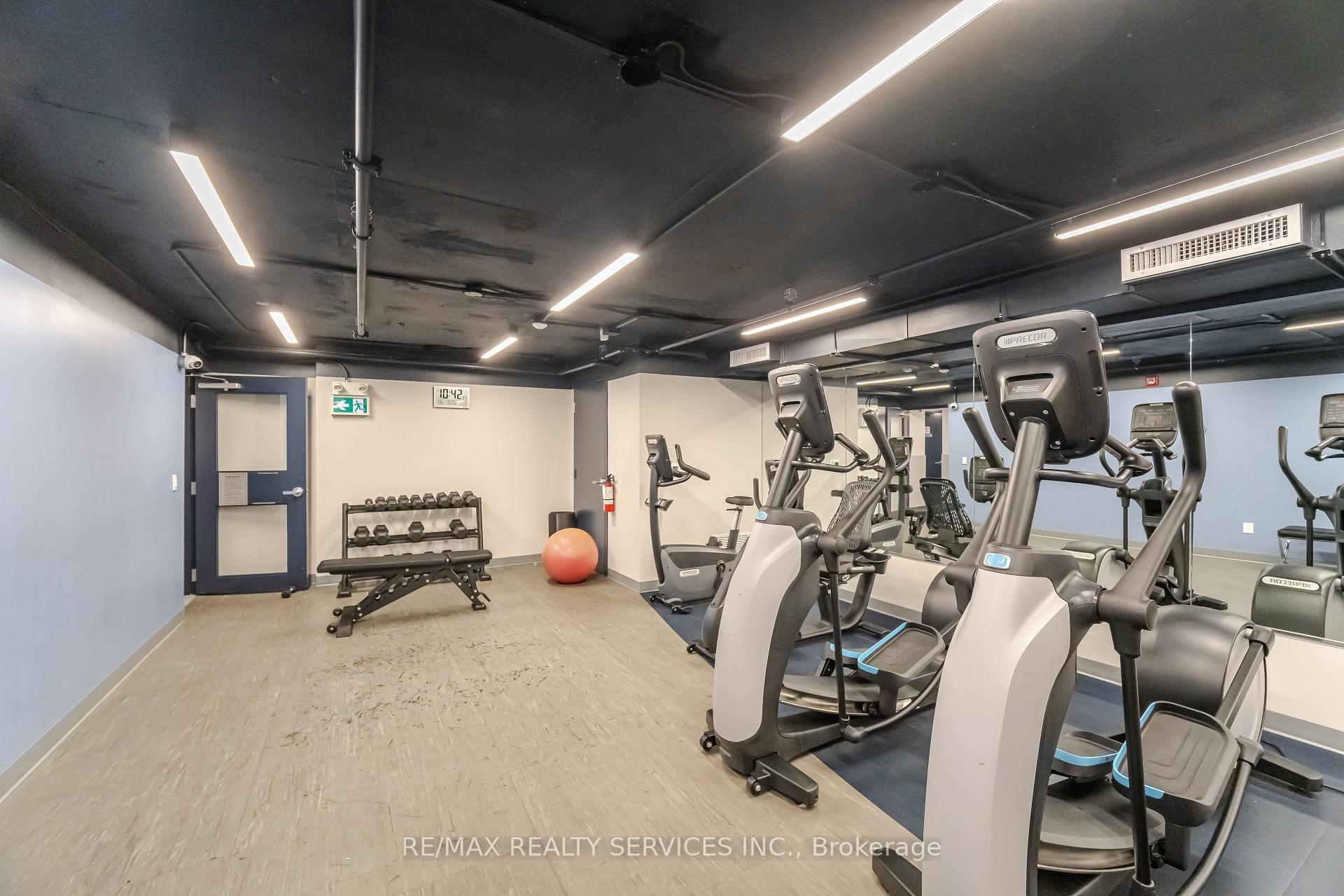 2 Bedrooms Condo at 715 Don Mills, Toronto For sale