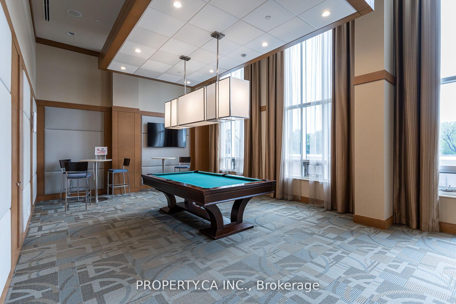 2 Bedrooms Condo at 100 Harrison, Toronto For sale