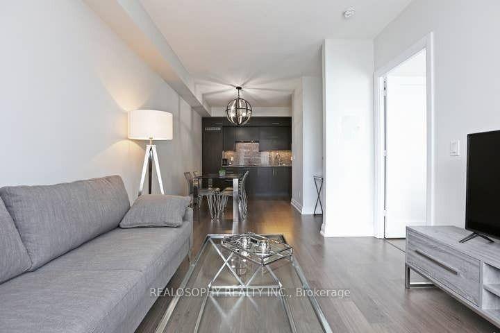 1 Bedroom Condo at 2 Anndale,  Toronto For sale
