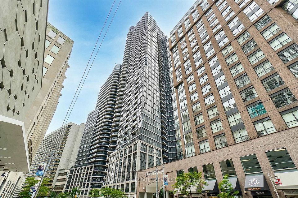 21 Carlton