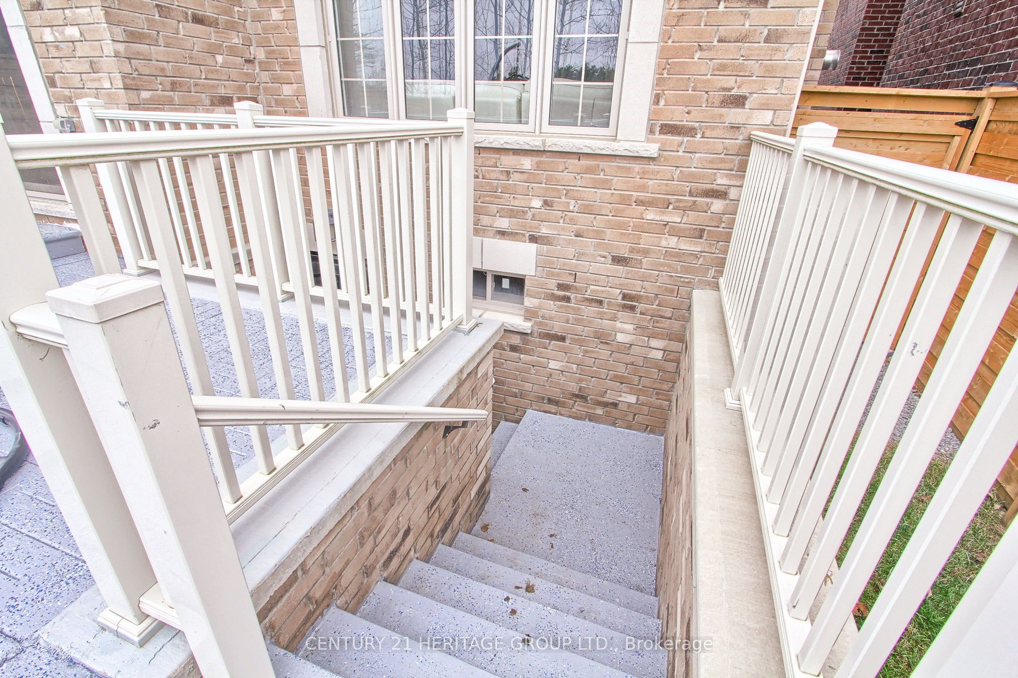 71 Woodhaven Avenue