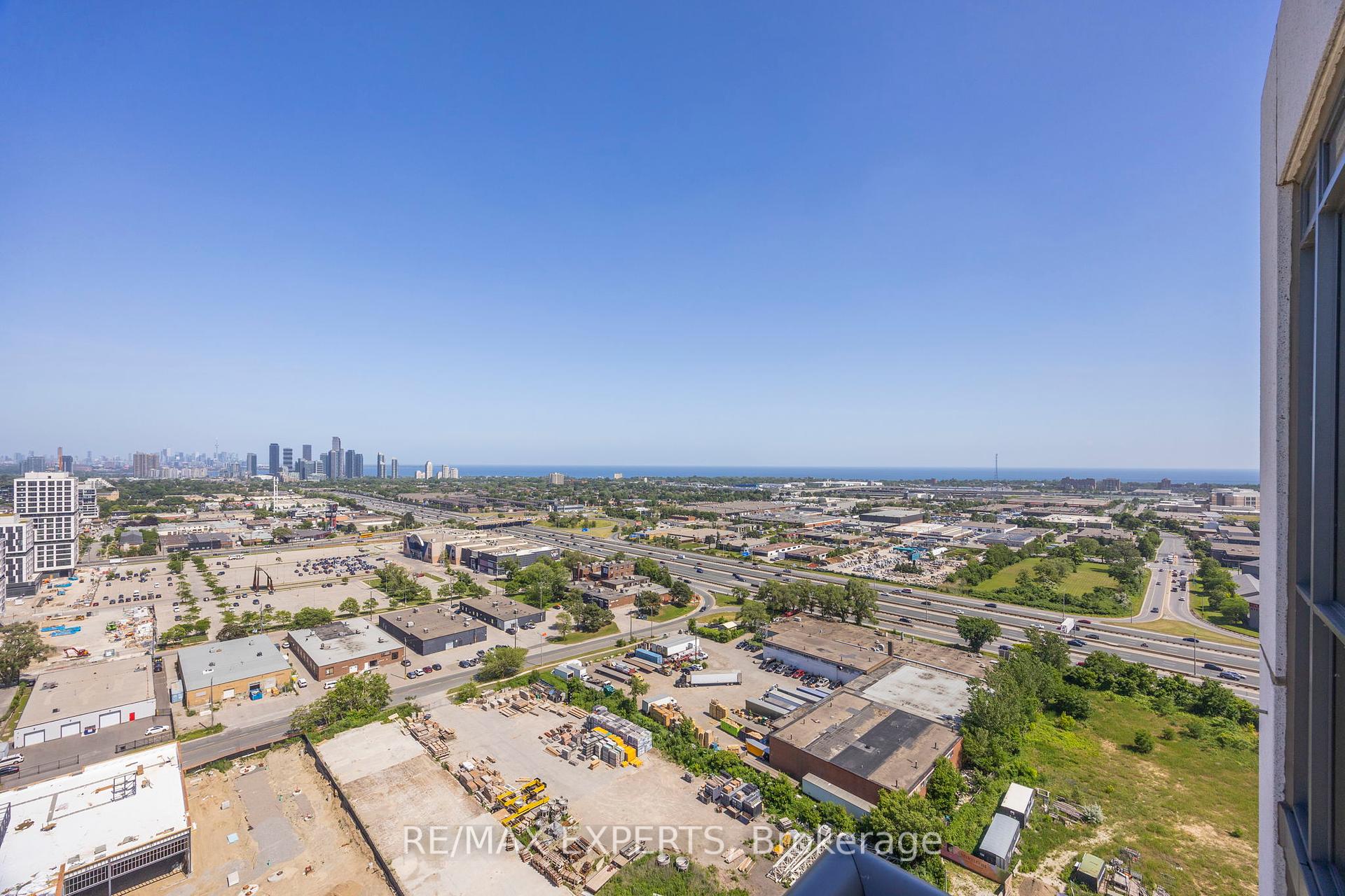 1 Bedroom Condo at 17 Zorra, Toronto For sale