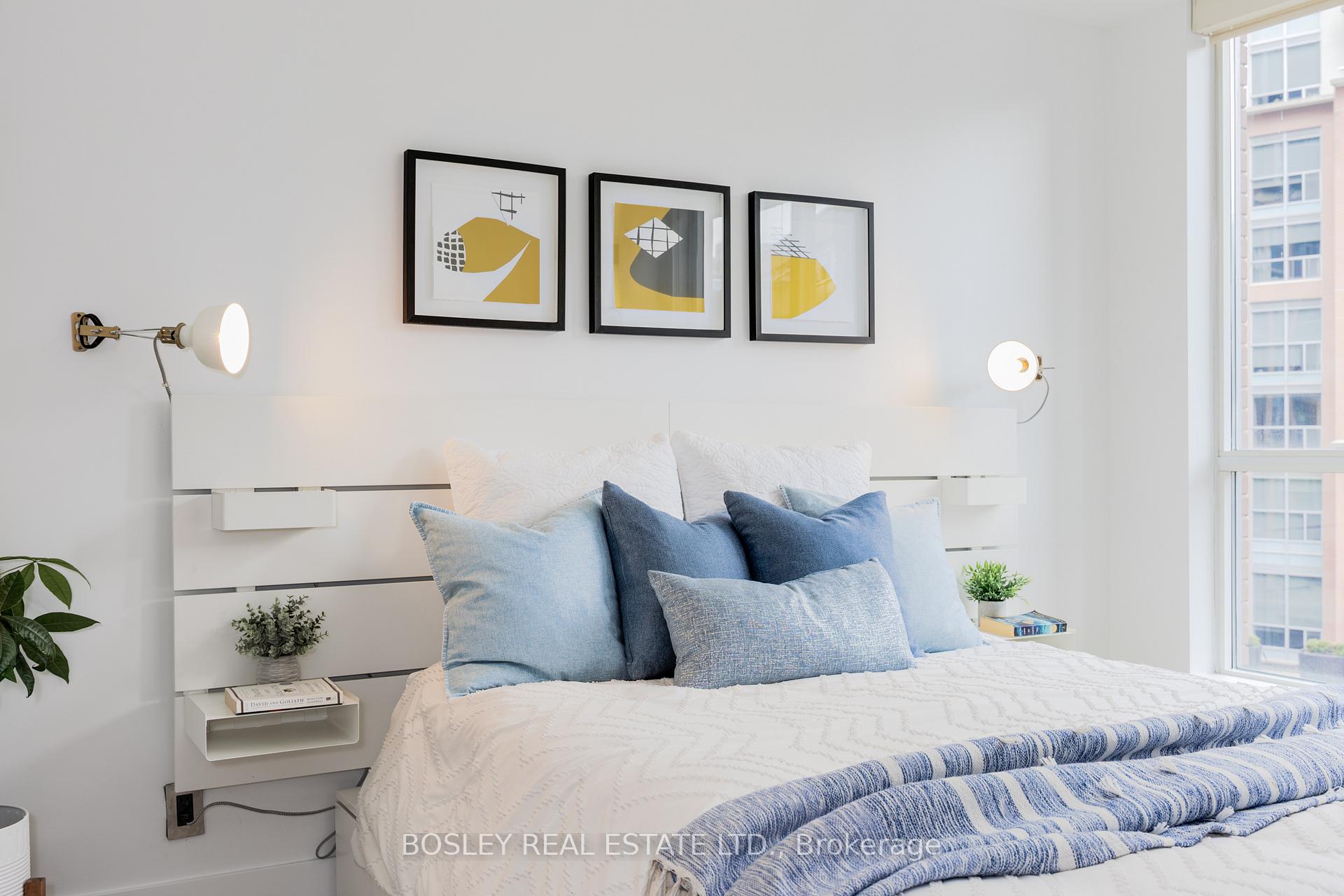 1 Bedroom Condo at 1 Shaw, Toronto For sale