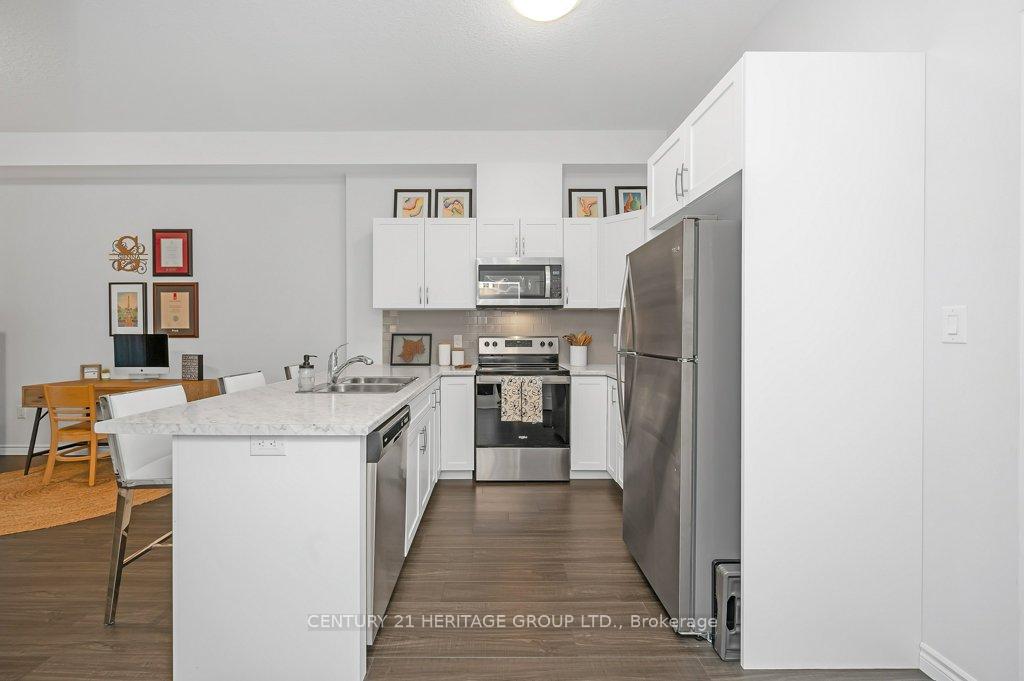 1 Bedroom Condo at 2605 Binbrook,  Hamilton For sale