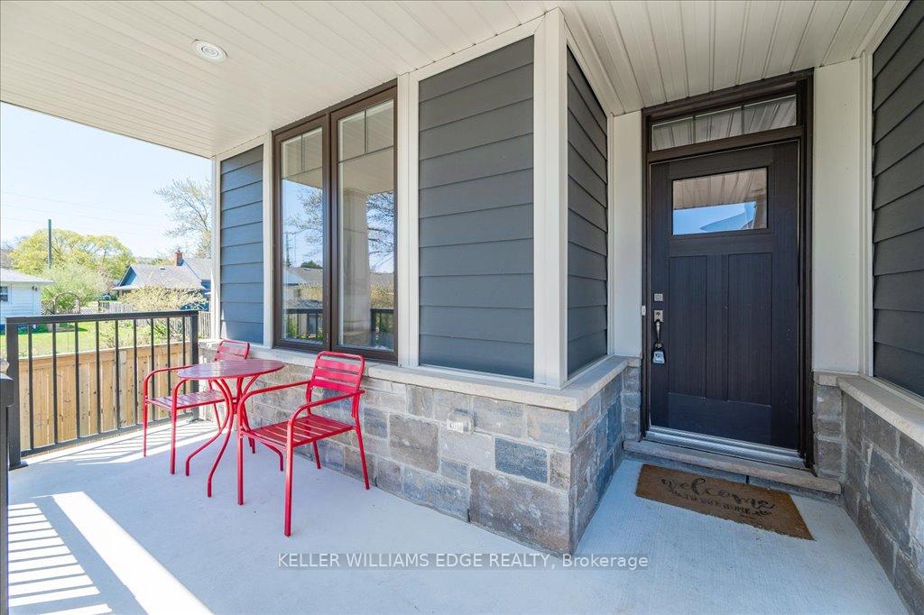 14 Turbinia Court, Grimsby, ON L3M 0H8