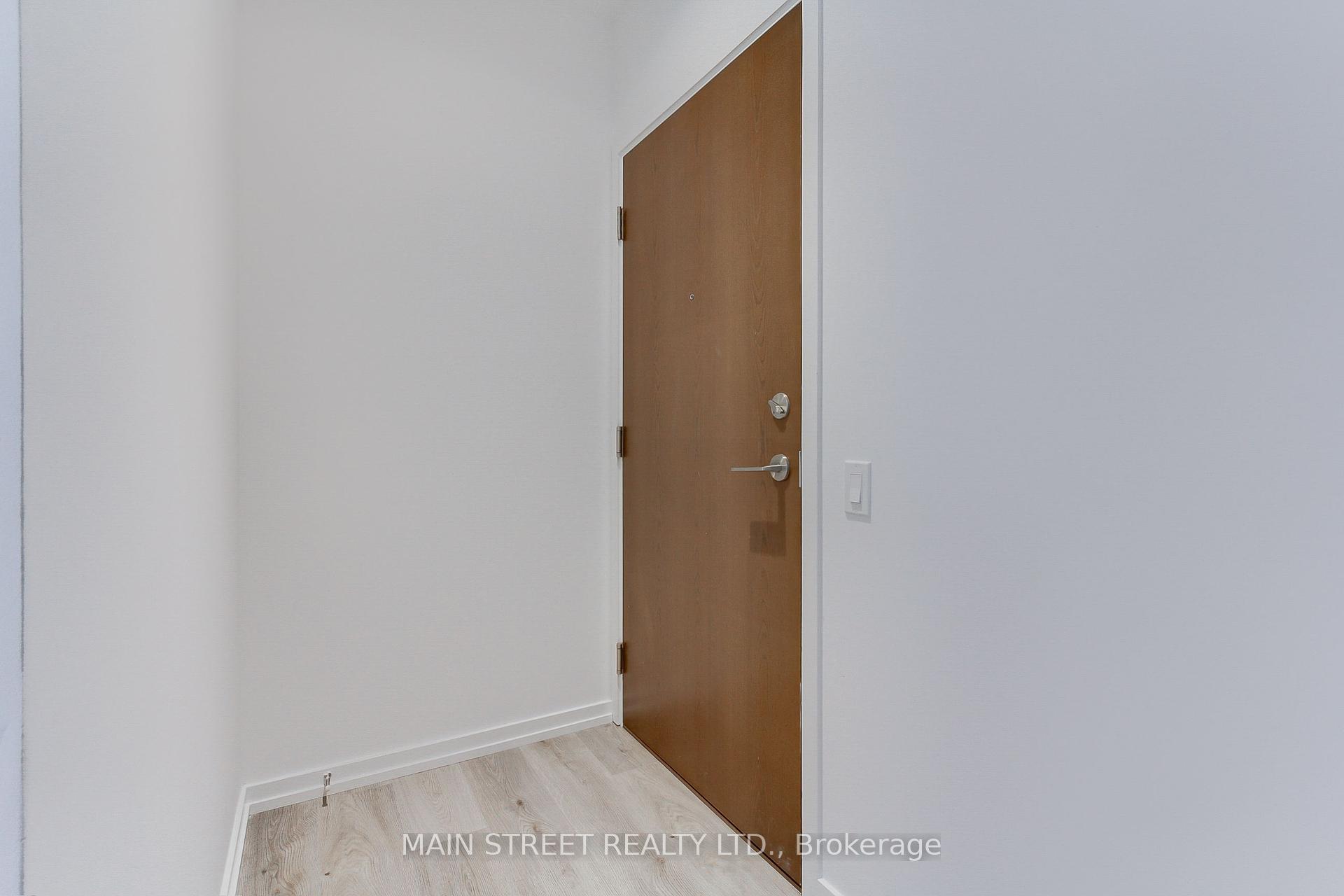 1 Bedroom Condo at 1000 Portage, Vaughan For sale