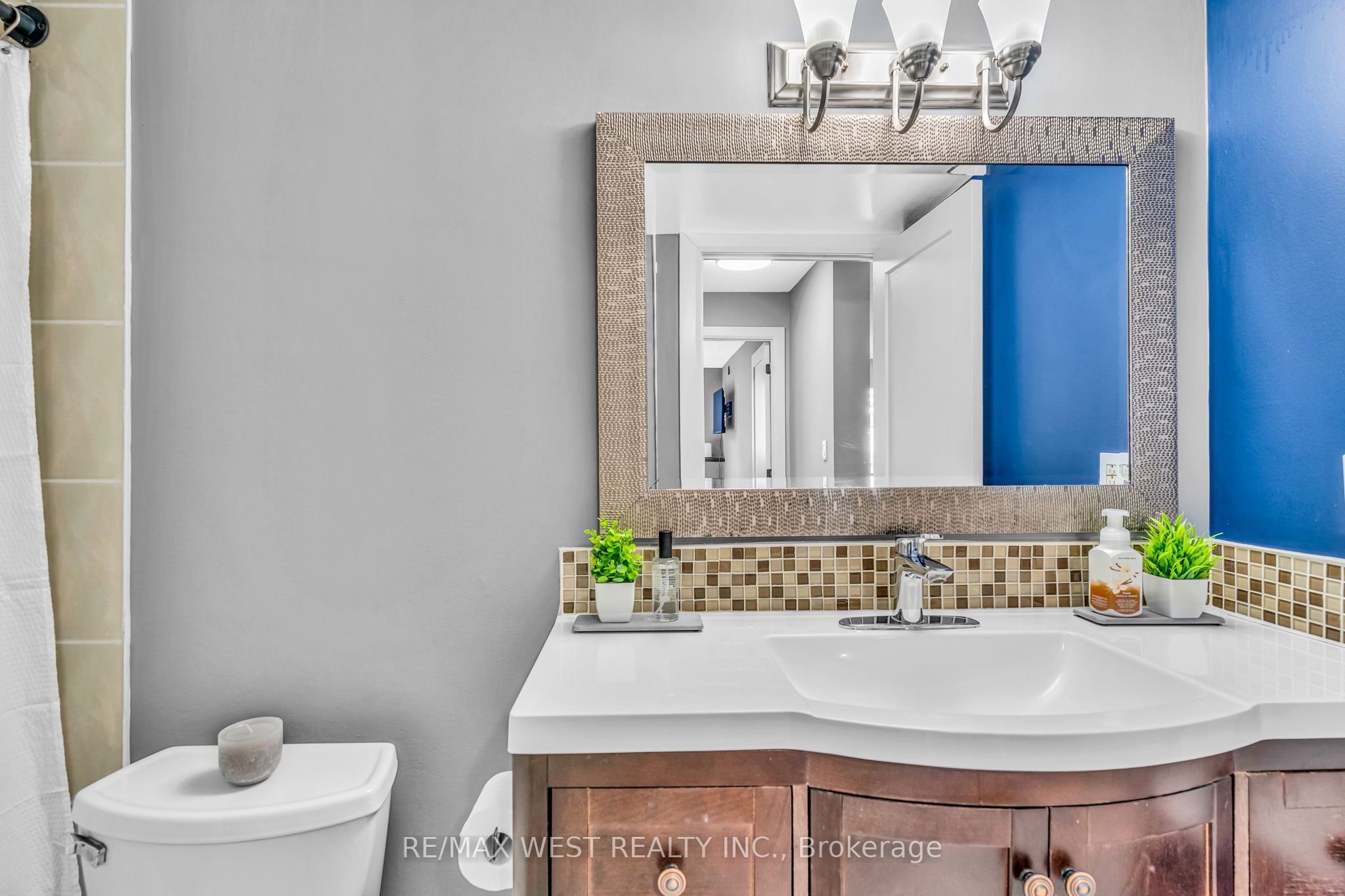 145 Hillcrest Avenue, #1615
