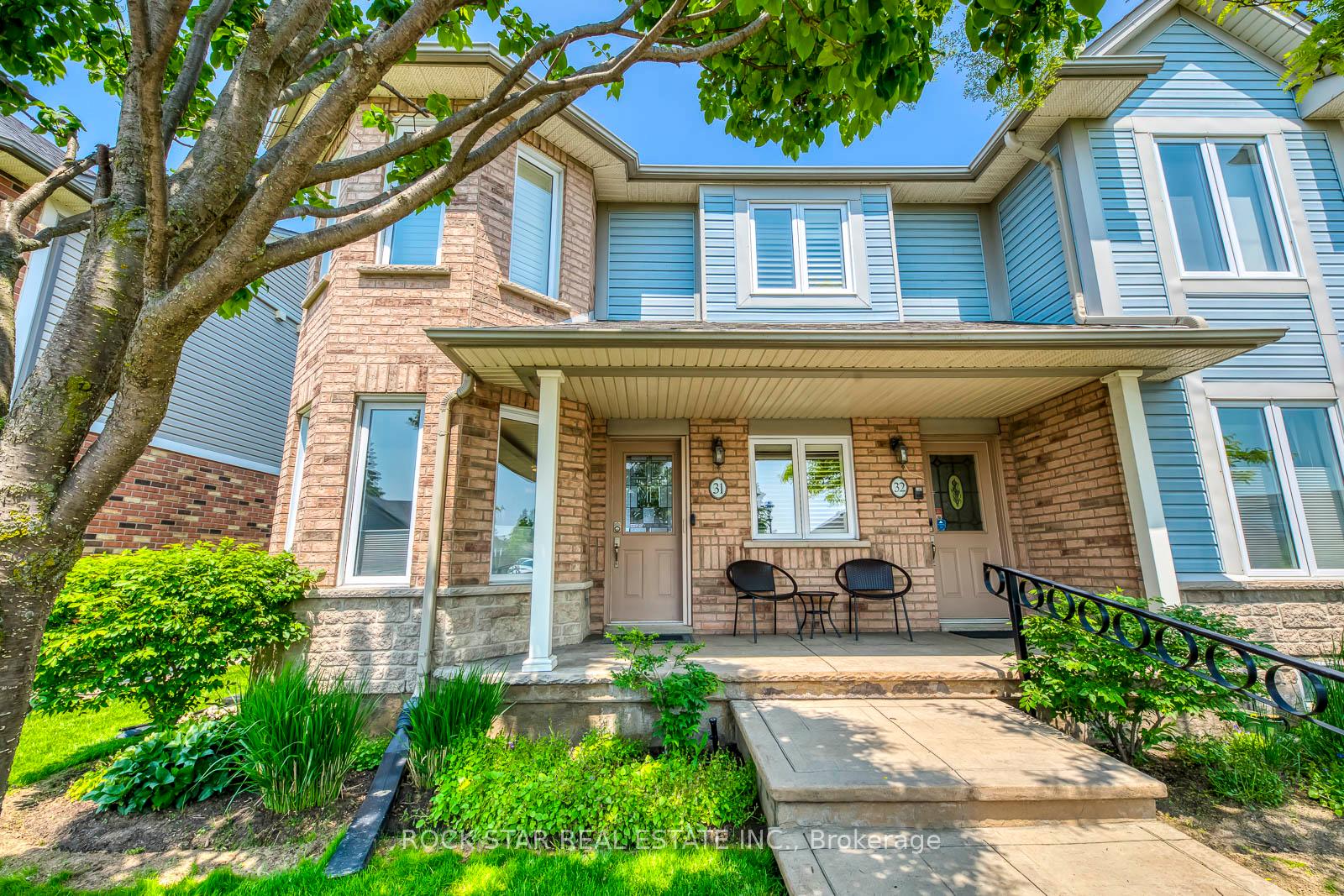 2 Bedrooms Condo at 515 North Service, Hamilton For sale