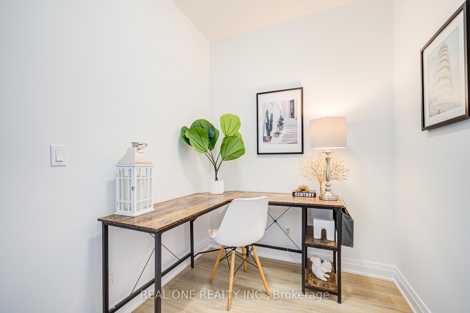 1 Bedroom Condo at 55 SPEERS, Oakville For sale