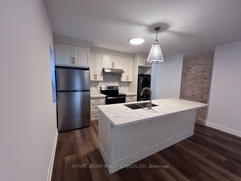 4876 Simcoe Street