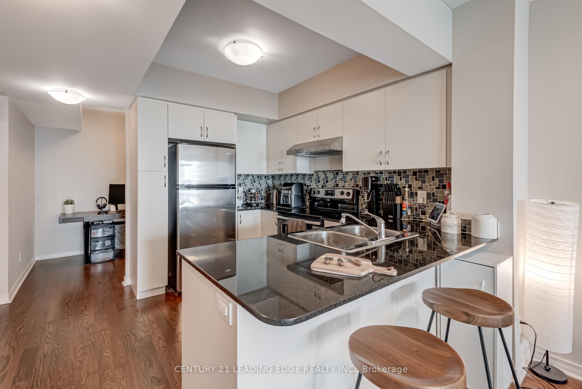 2 Bedrooms Condo at 2240 Lake Shore, Toronto For sale