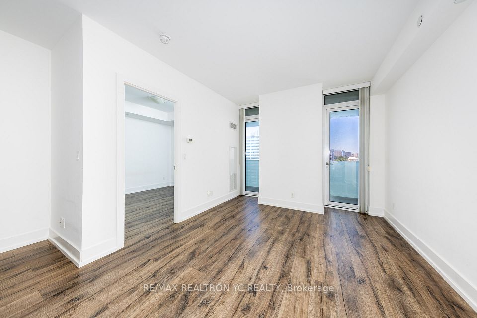 200 Bloor Street