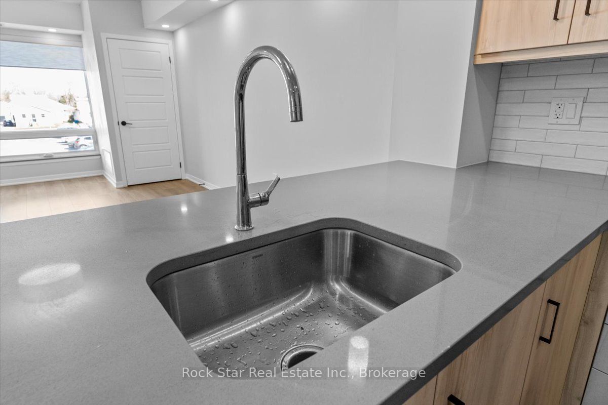 #205 - 3998 Victoria Avenue, Lincoln, ON L0R 2C0