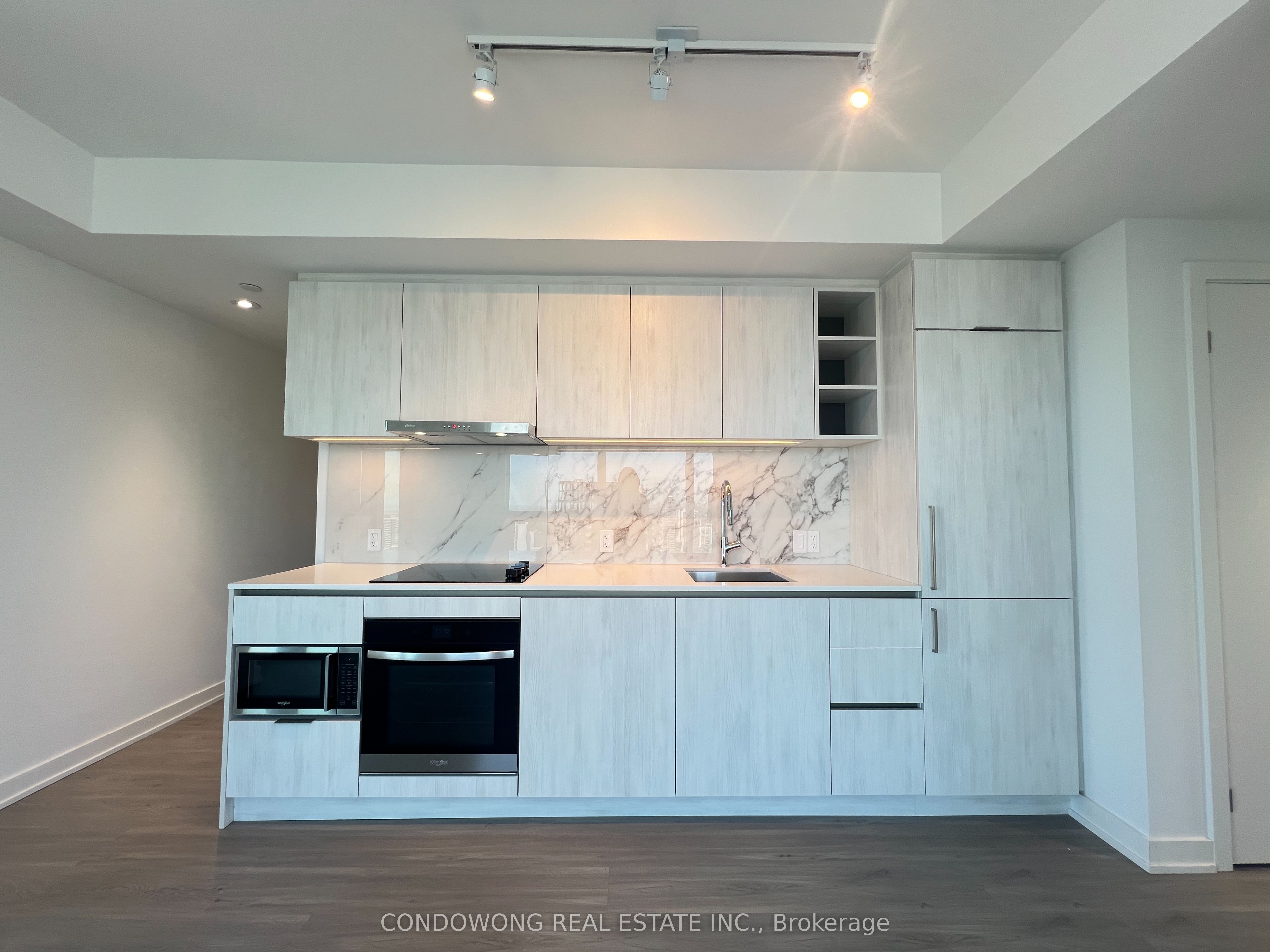 8 Wellesley Street W, #4109