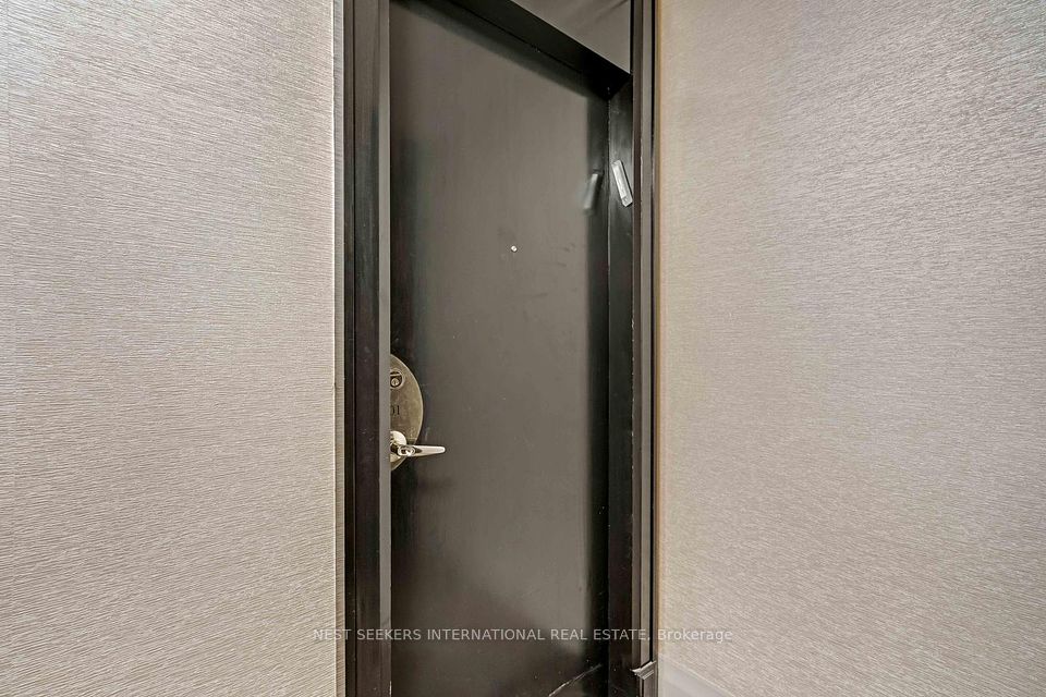 https://trreb-image.ampre.ca/iovUueGprTcFnbYEU0ZQuYnG-CEfFBOzHiHxf2NMX6s/rs:fit:960:960/wm:.5:so:0:50:.4/wmsh:10/wmt:PHNwYW4gZm9yZWdyb3VuZD0nd2hpdGUnIGZvbnQ9JzY4Jz5ORVNUIFNFRUtFUlMgSU5URVJOQVRJT05BTCBSRUFMIEVTVEFURSwgQnJva2VyYWdlPC9zcGFuPg/L3RycmViL2xpc3RpbmdzLzQwLzk4Lzc3LzcxL3AvNTFkM2NkZjEtM2Q0My00MzBjLTlmNzUtNjIzNDE0MDZmMDMyLmpwZw.jpg