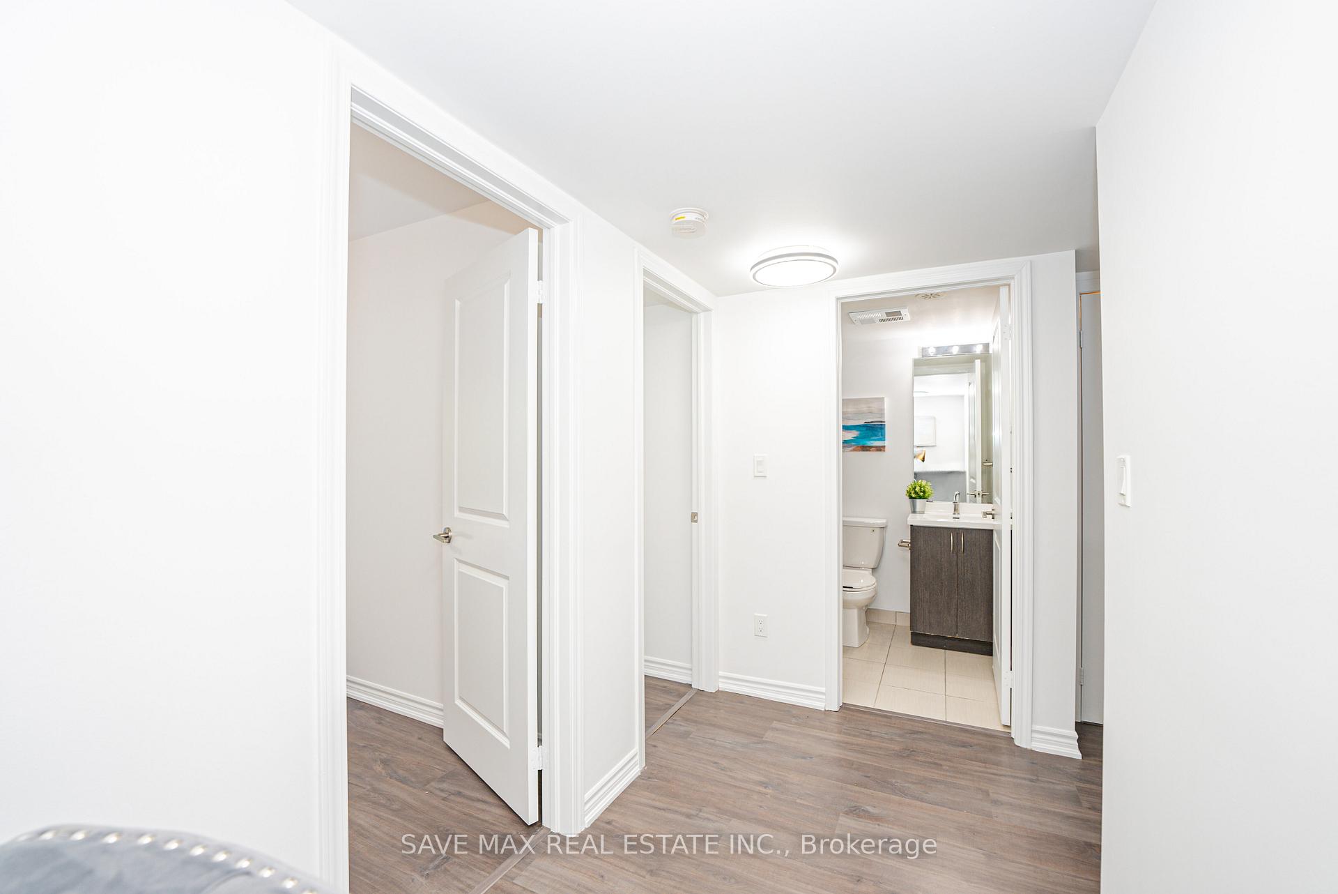 3 Bedrooms Condo at 1070 Progress, Toronto For sale