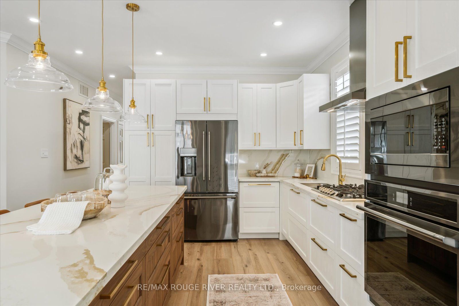 448 West Scugog Lane