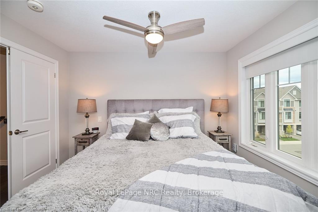 3 Bedrooms Condo at 288 Glover, Hamilton For sale