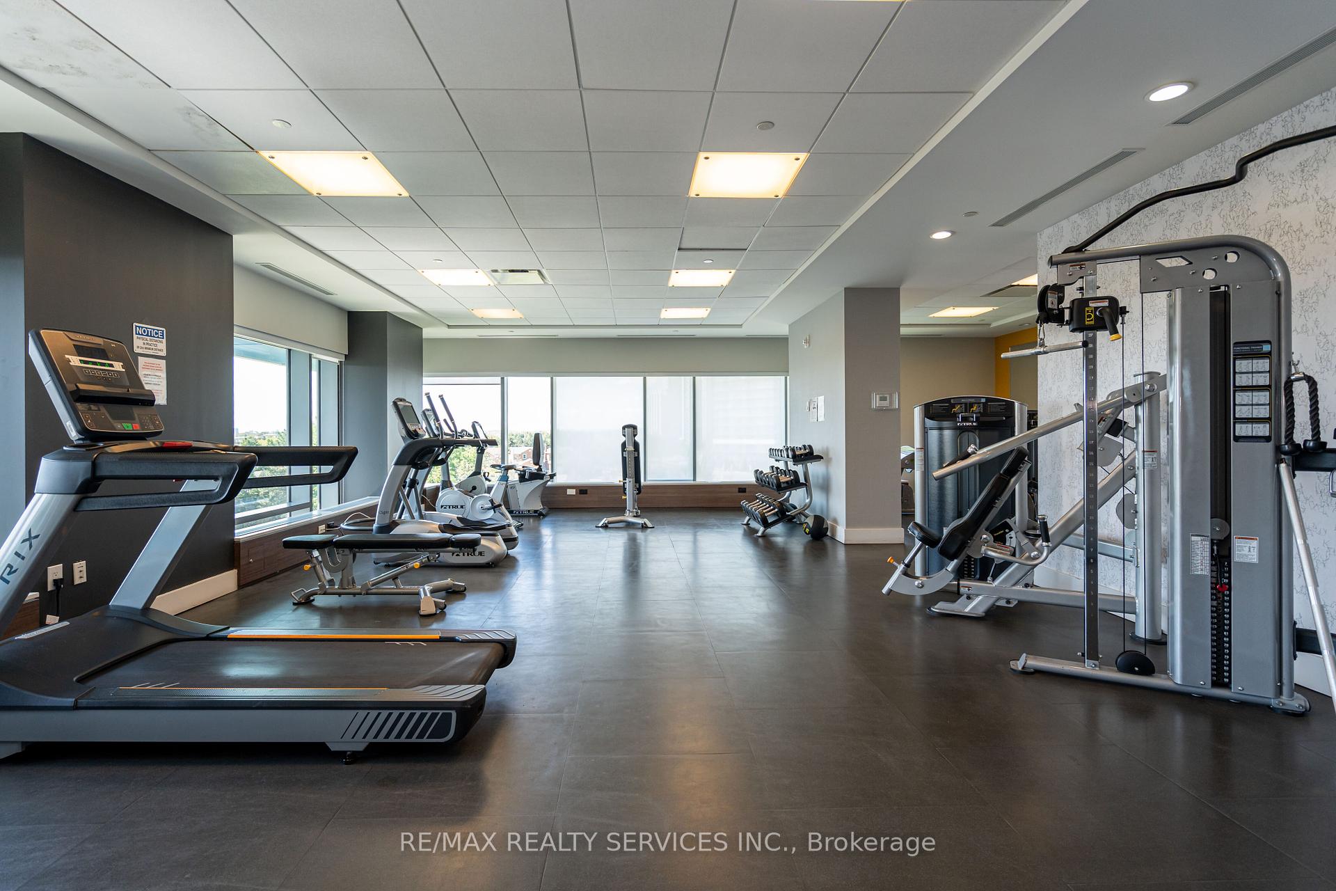 1 Bedroom Condo at 2560 Eglinton, Mississauga For sale