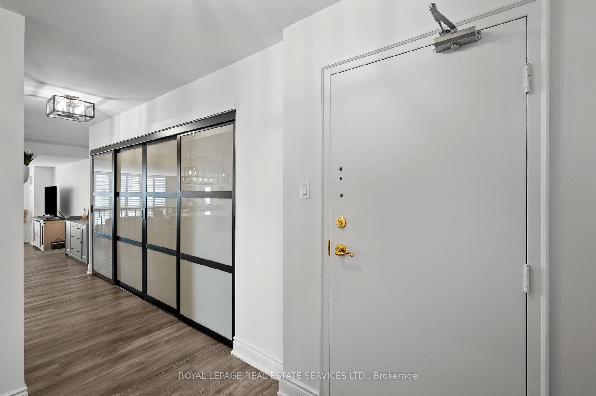 2 Bedrooms Condo at 2185 Marine,  Oakville For sale
