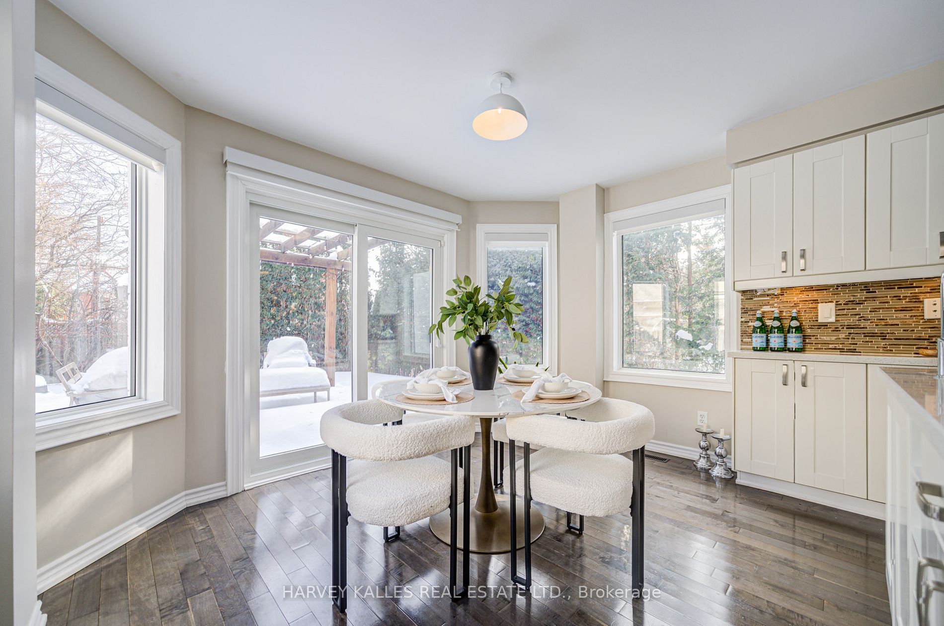 33 Rosemary Avenue