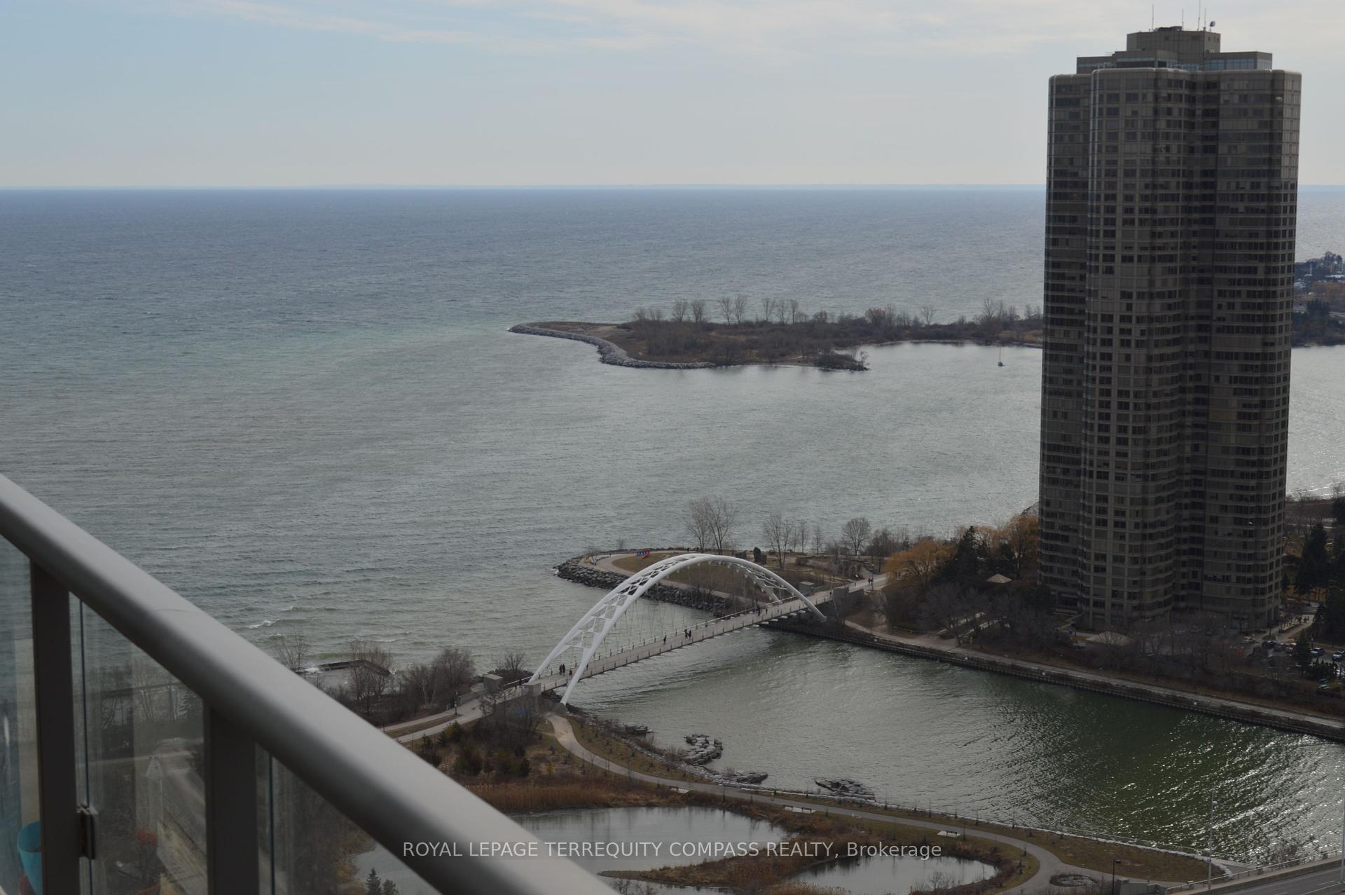 1 Bedroom Condo at 105 The Queensway,  Toronto For sale