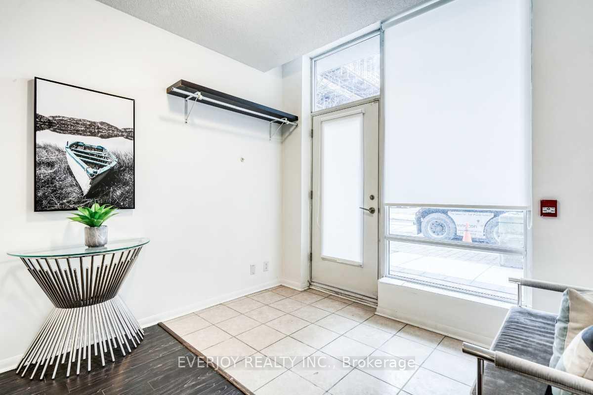 1 Bedroom Condo at 96 St Patrick,  Toronto For sale