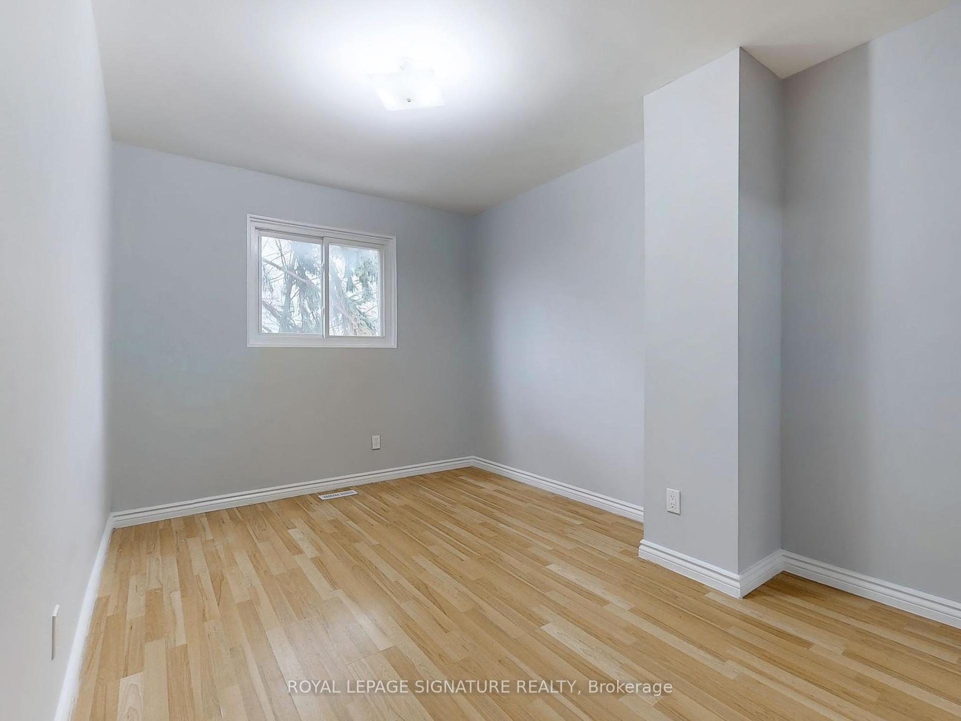 4 Bedrooms Condo at 400 Mississauga Valley,  Mississauga For sale
