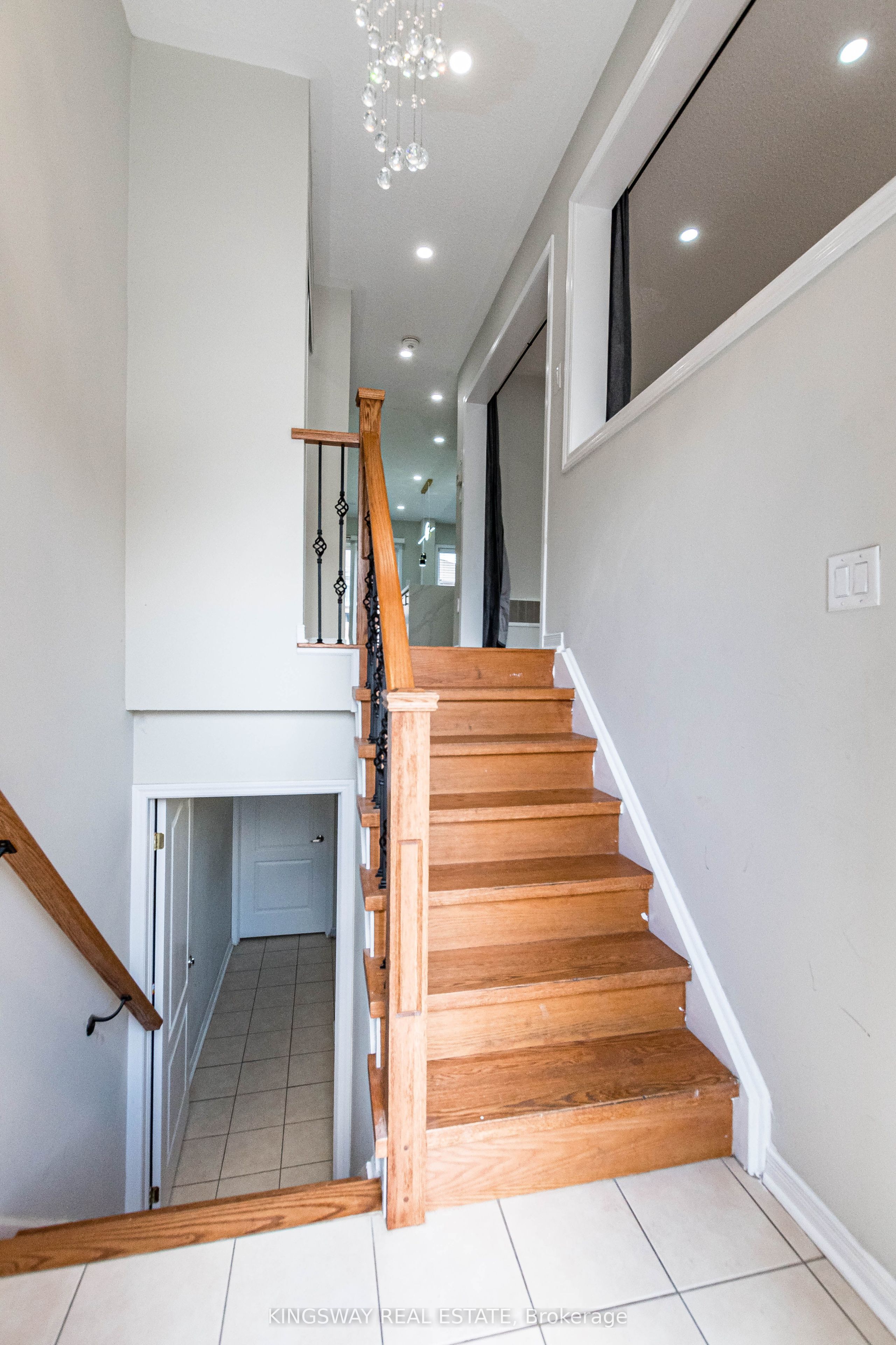 5821 Tiz Road, Mississauga Hurontario