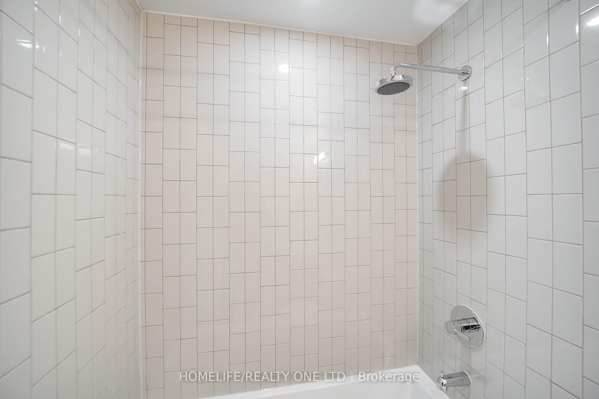 4 Bedrooms Condo at 130 River, Toronto For sale