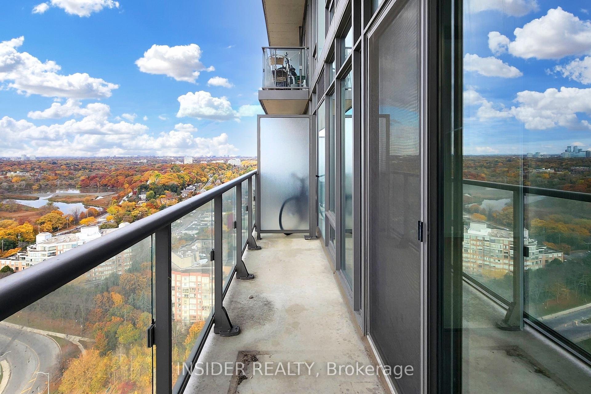 1 Bedroom Condo at 105 The Queensway,  Toronto For sale