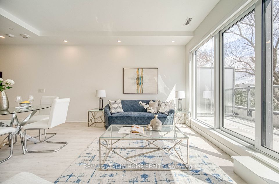 181 Sheppard