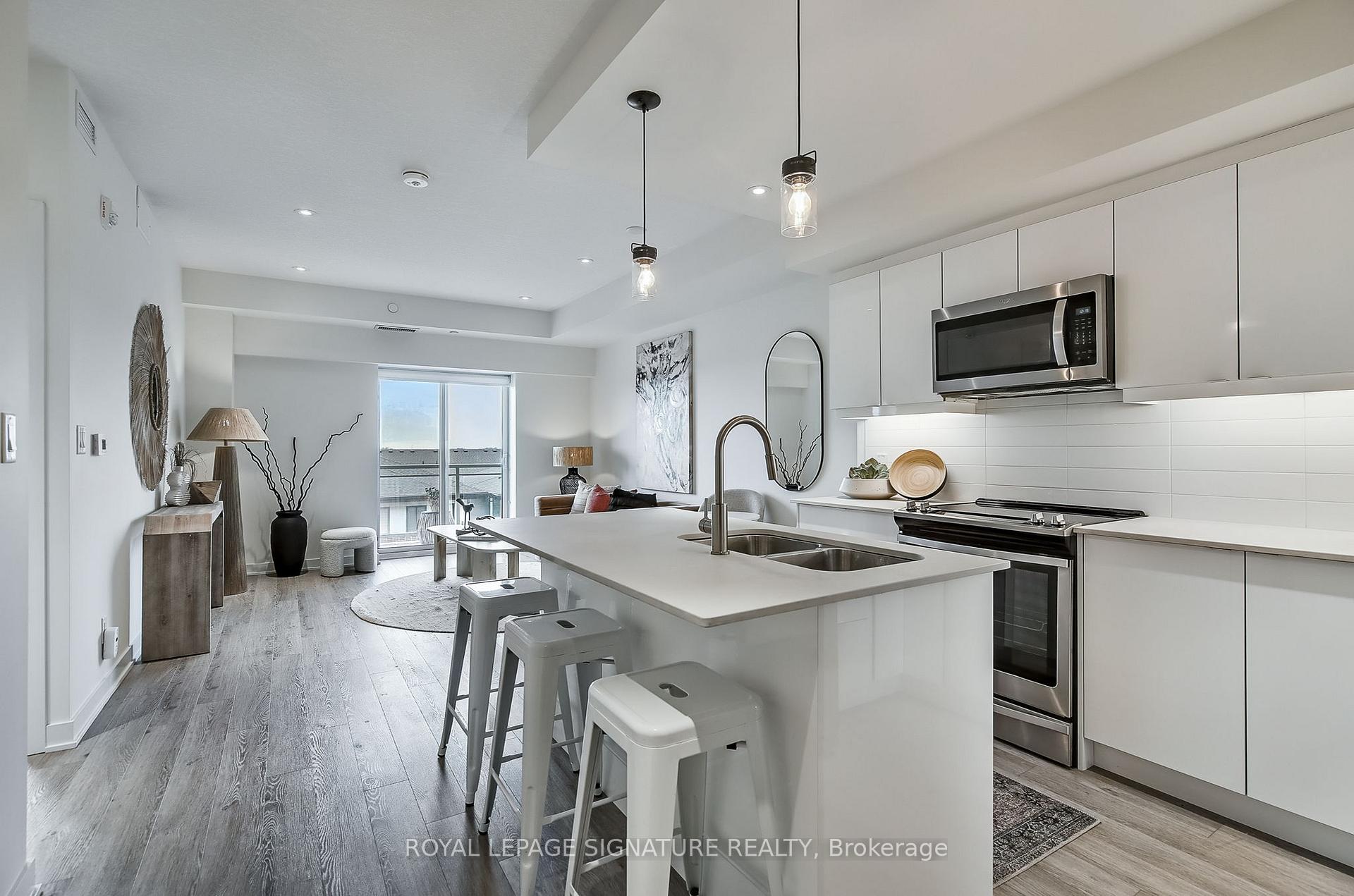 1 Bedroom Condo at 16 Markle, Hamilton For sale