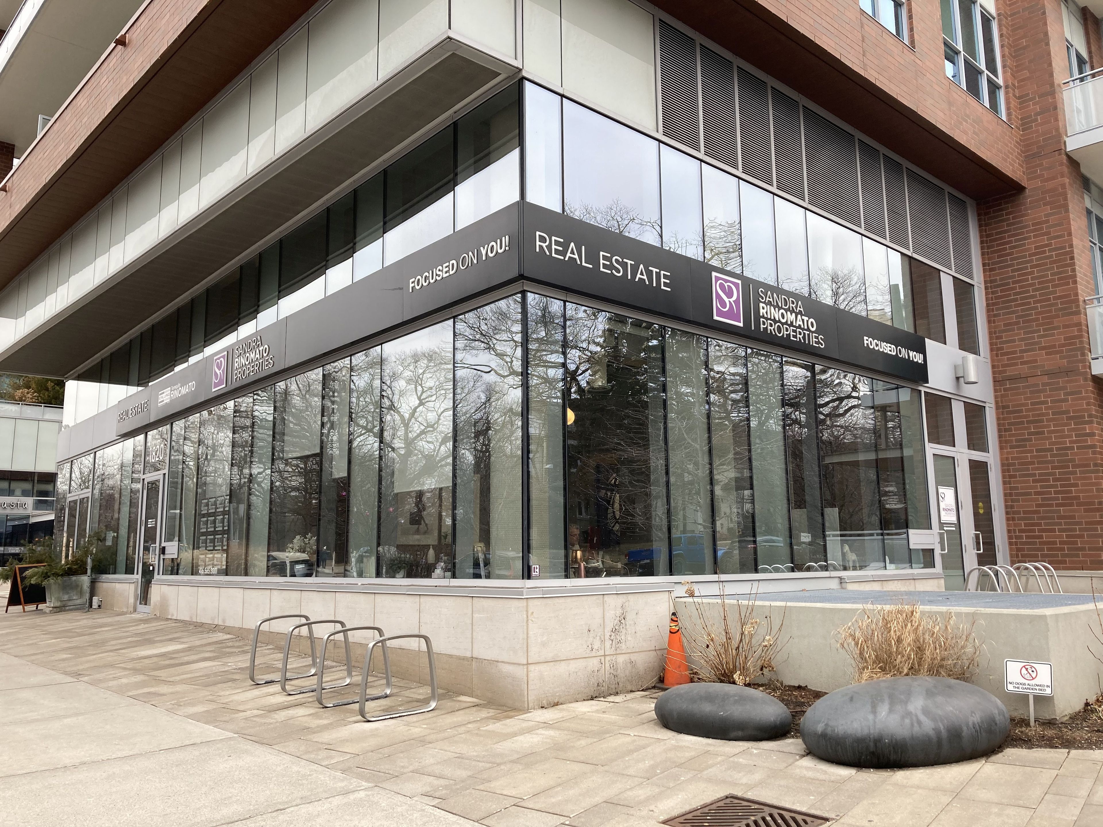 1820 Bloor Street Toronto W02 Ontario M6P 3K6