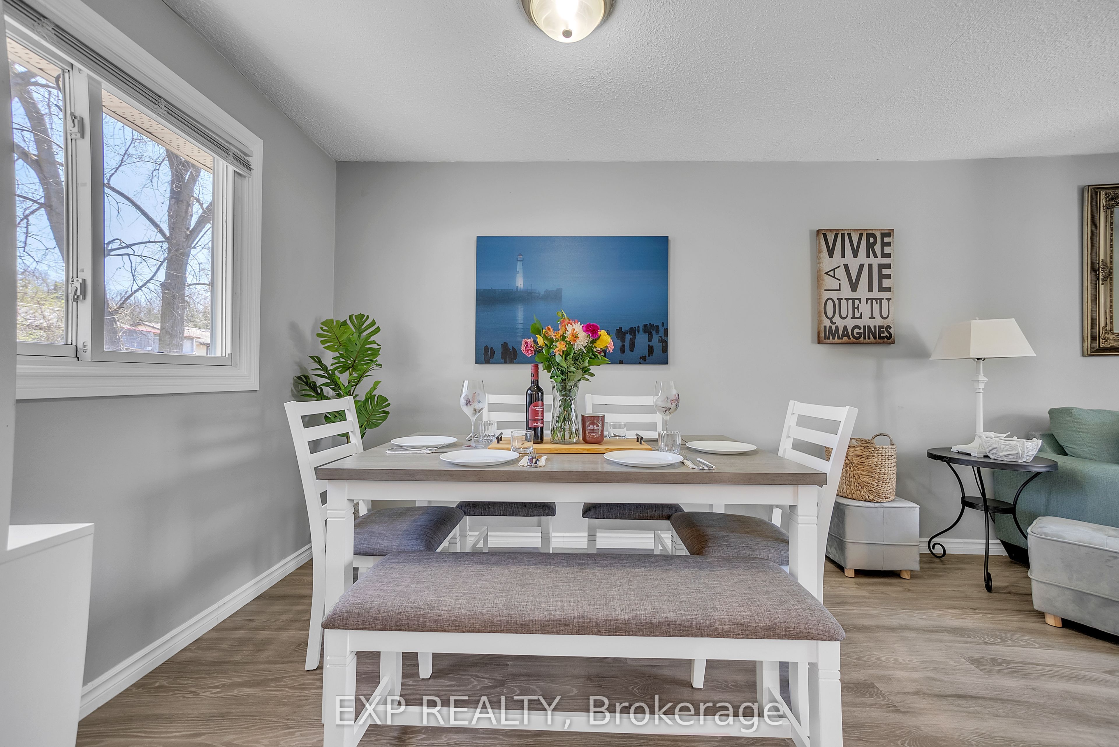 83 Nicholas Street, Quinte West, ON K8V 4H7