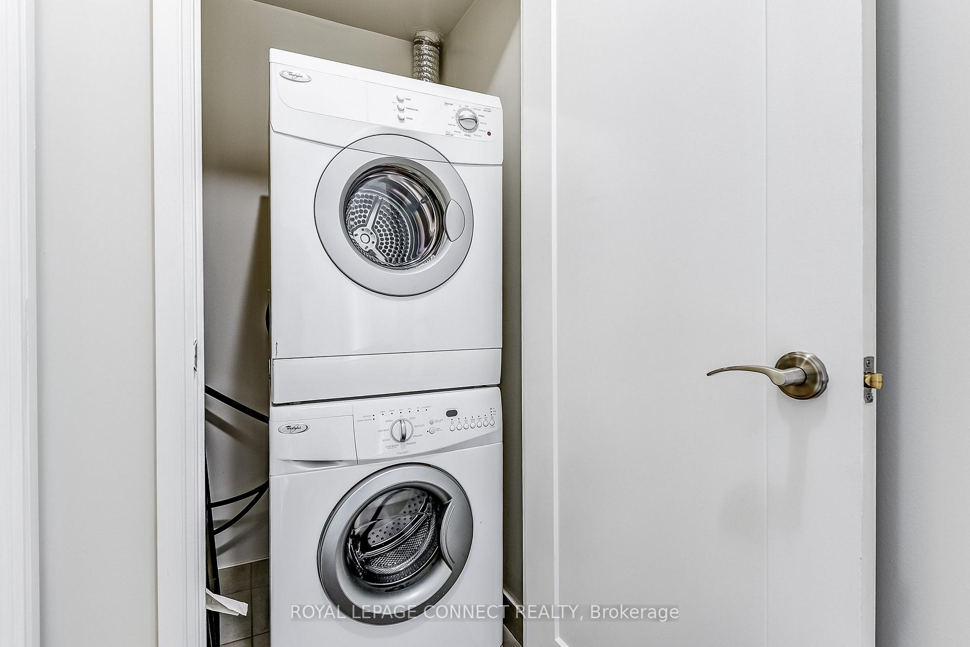 2 Bedrooms Condo at 825 Church, Toronto For sale