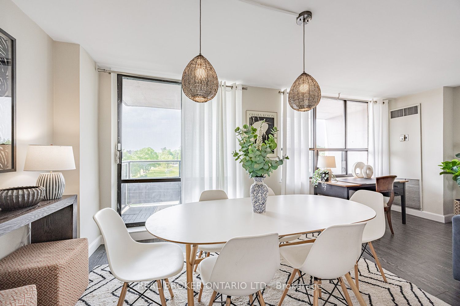 2721 Victoria Park Avenue, #506