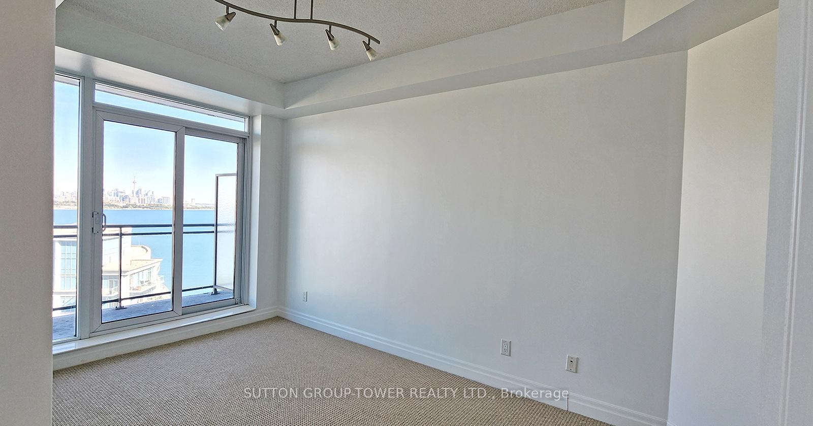 3 Bedrooms Condo at 2121 Lake Shore, Toronto For sale