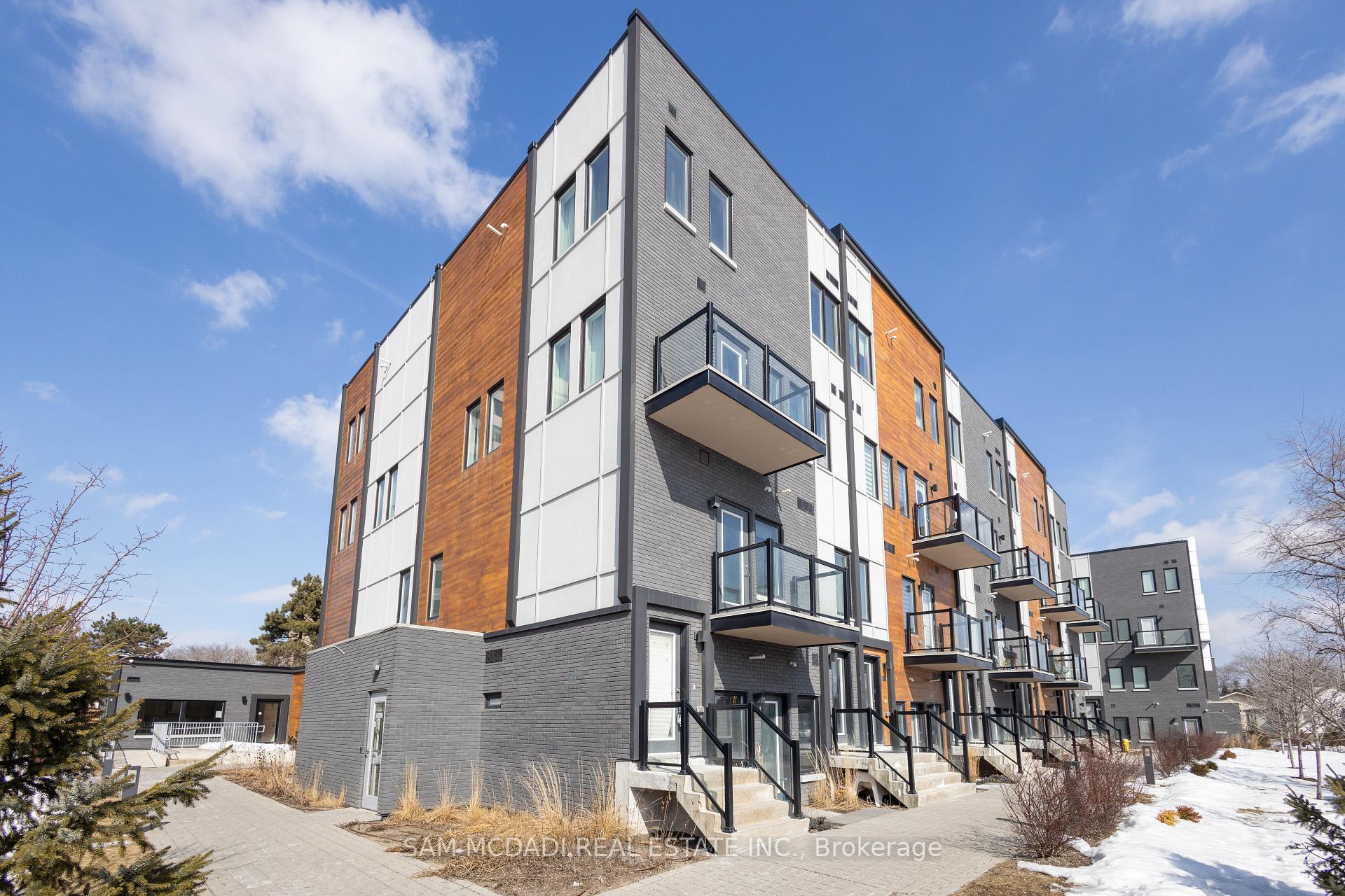 1 Bedroom Condo at 402 The East Mall,  Toronto For sale