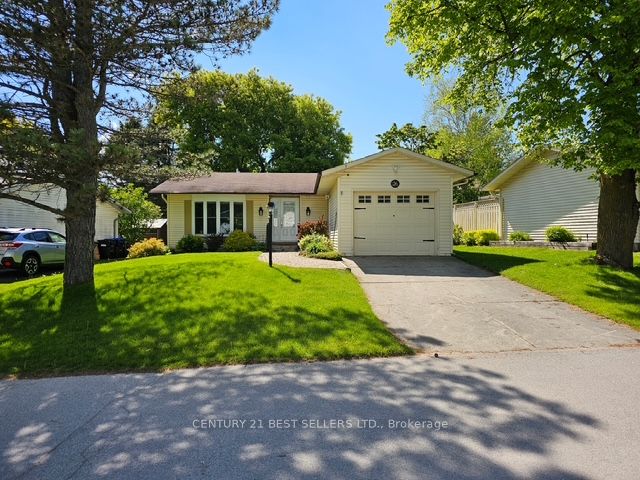 26 Tecumseth Pines