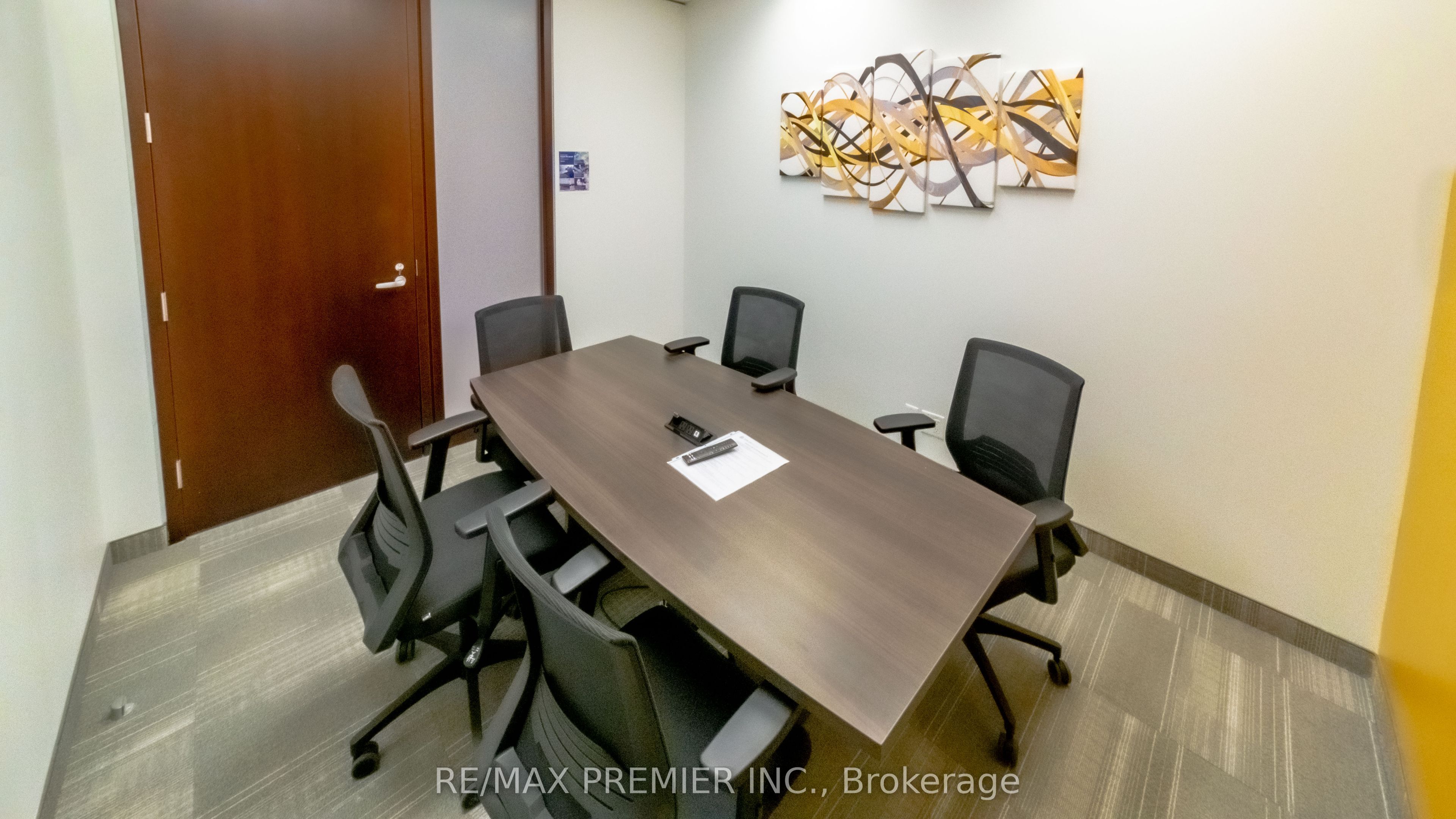 2020 Winston Park Drive, #200-06