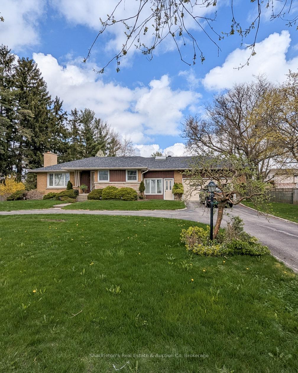 Photo of 444 Lorne Avenue, Stratford, ON N5A 6S4