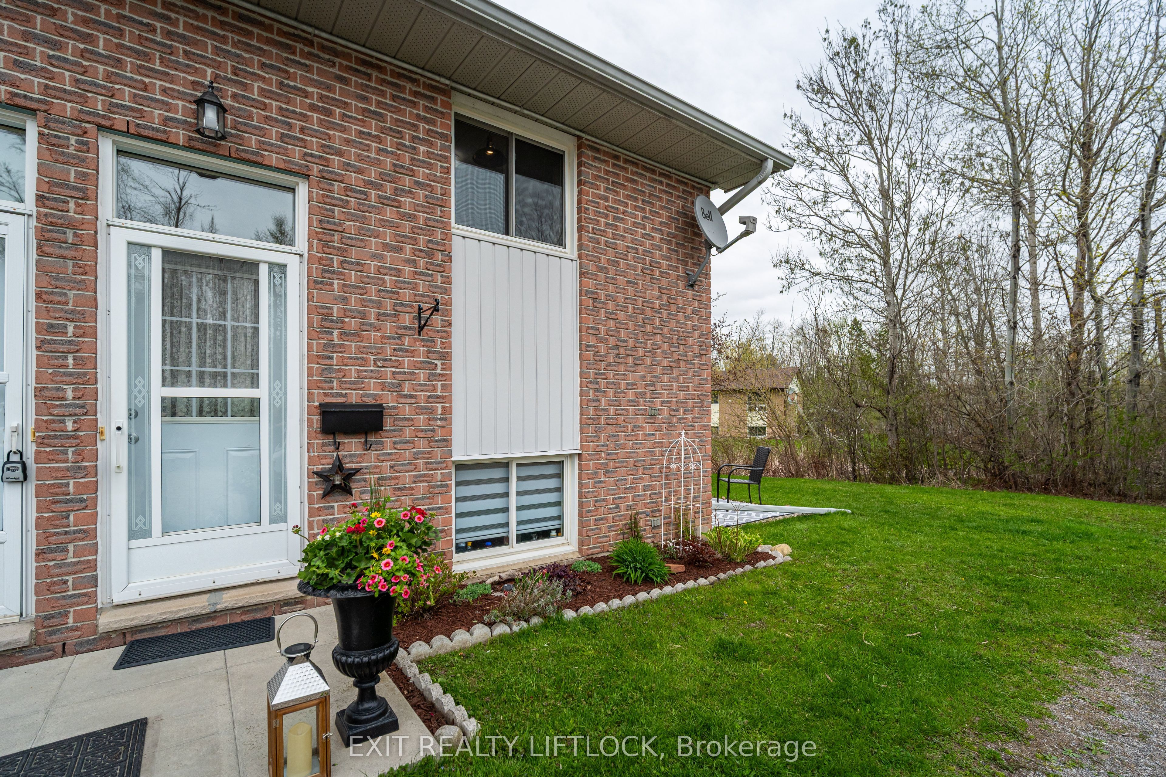 #D - 107 Rita Crescent, Kawartha Lakes, ON K0L 2W0