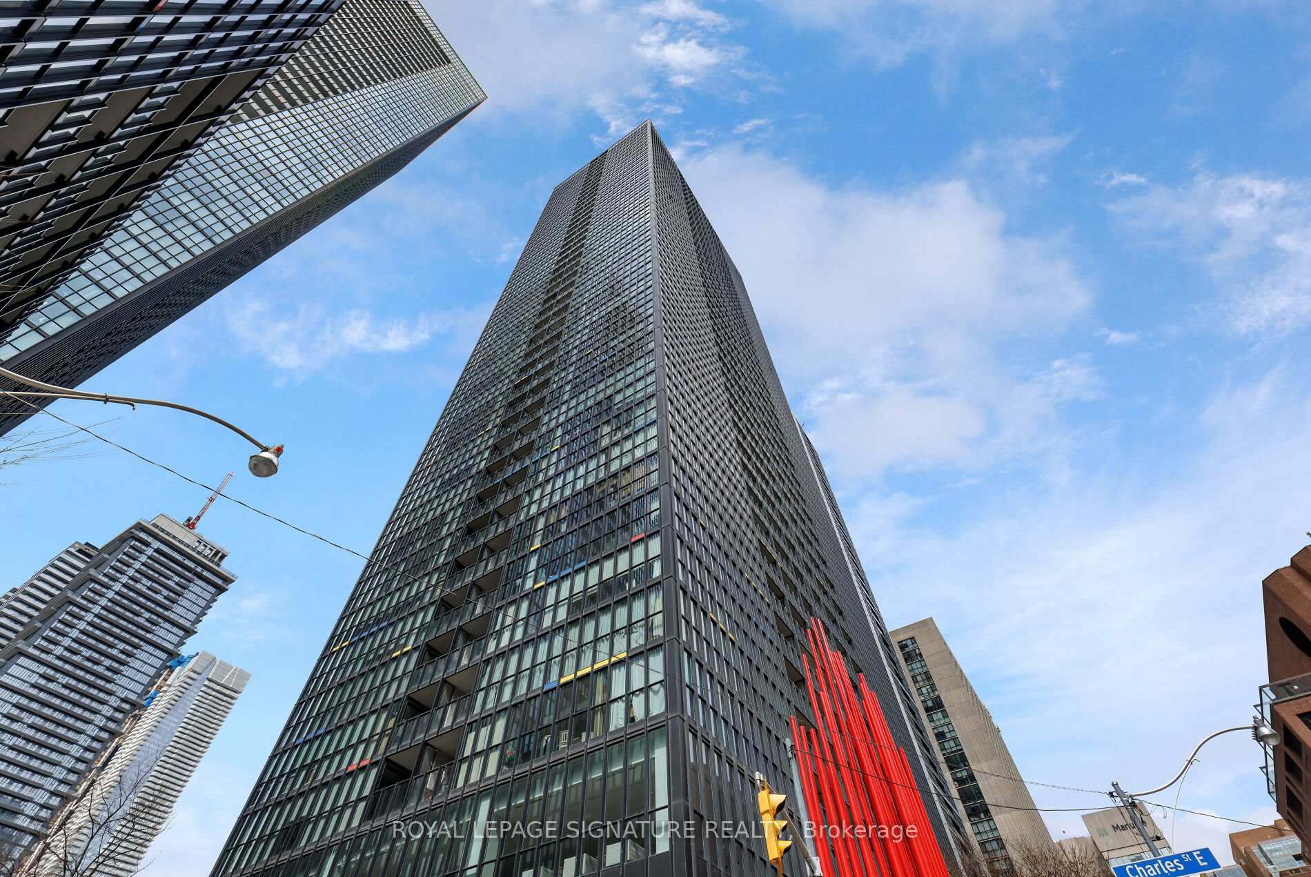 1 Bedroom Condo at 110 Charles, Toronto For sale
