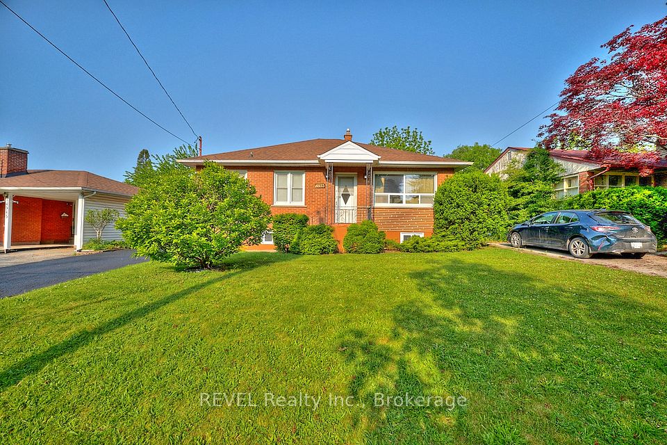 4935 Portage