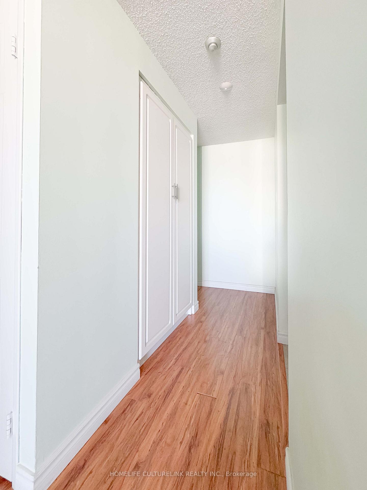 1 Bedroom Condo at 410 MCLEVIN, Toronto For sale