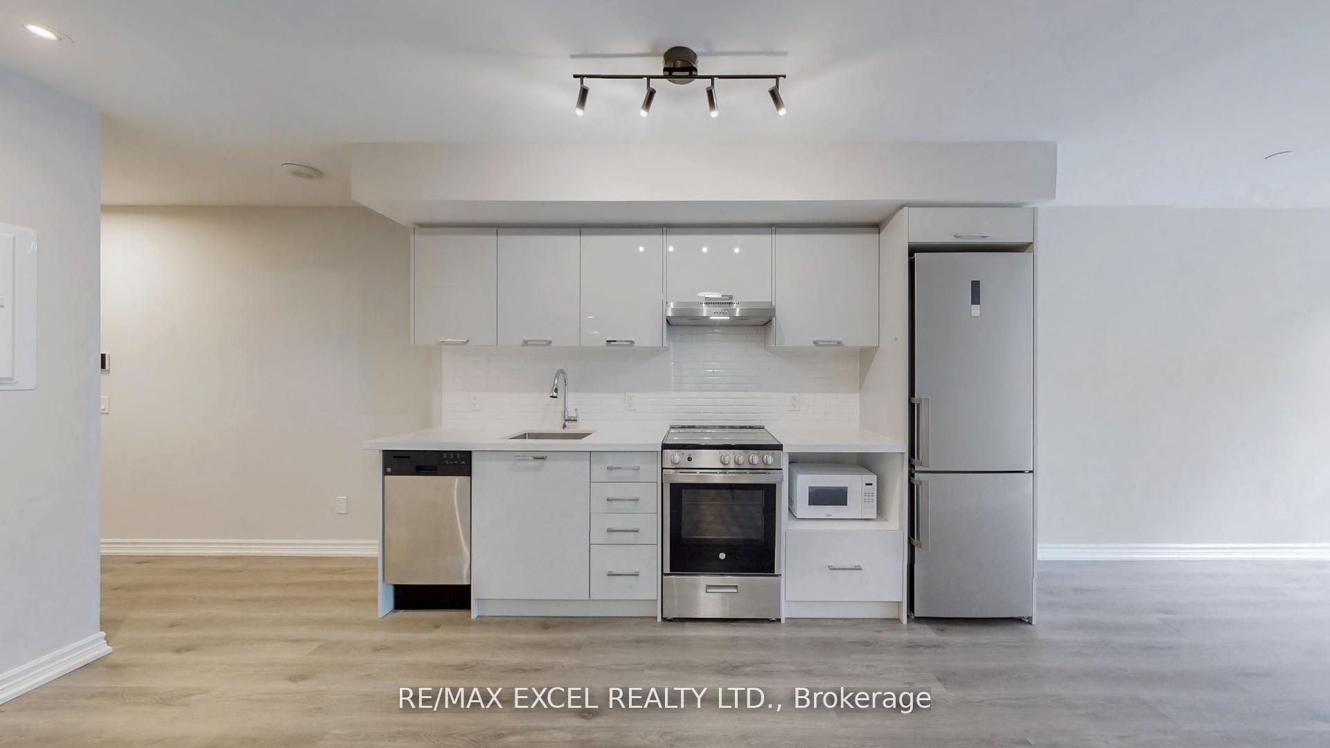 2 Bedrooms Condo at 87 Peter, Toronto For sale