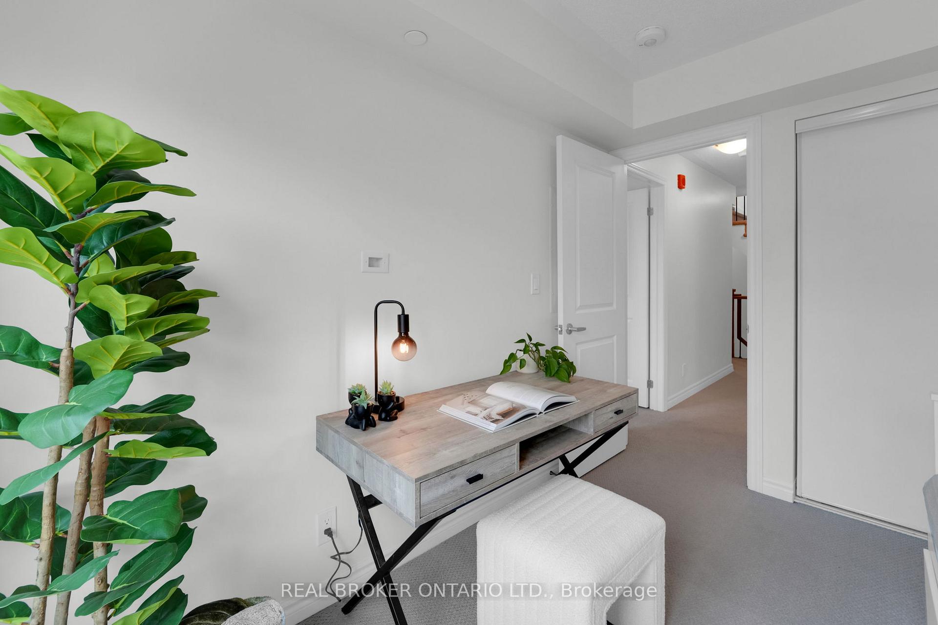 2 Bedrooms Condo at 100 Long Branch, Toronto For sale